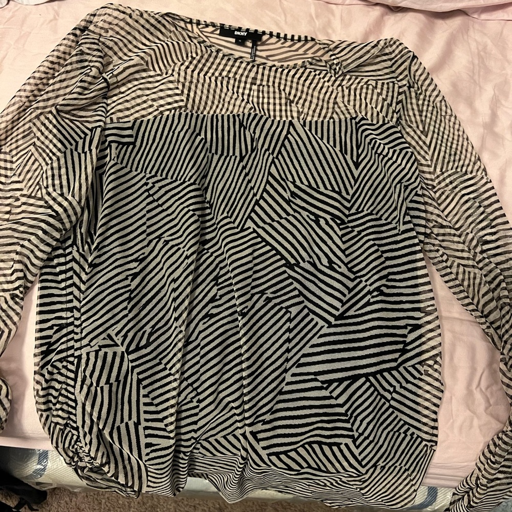 DKNY new mesh top boho black